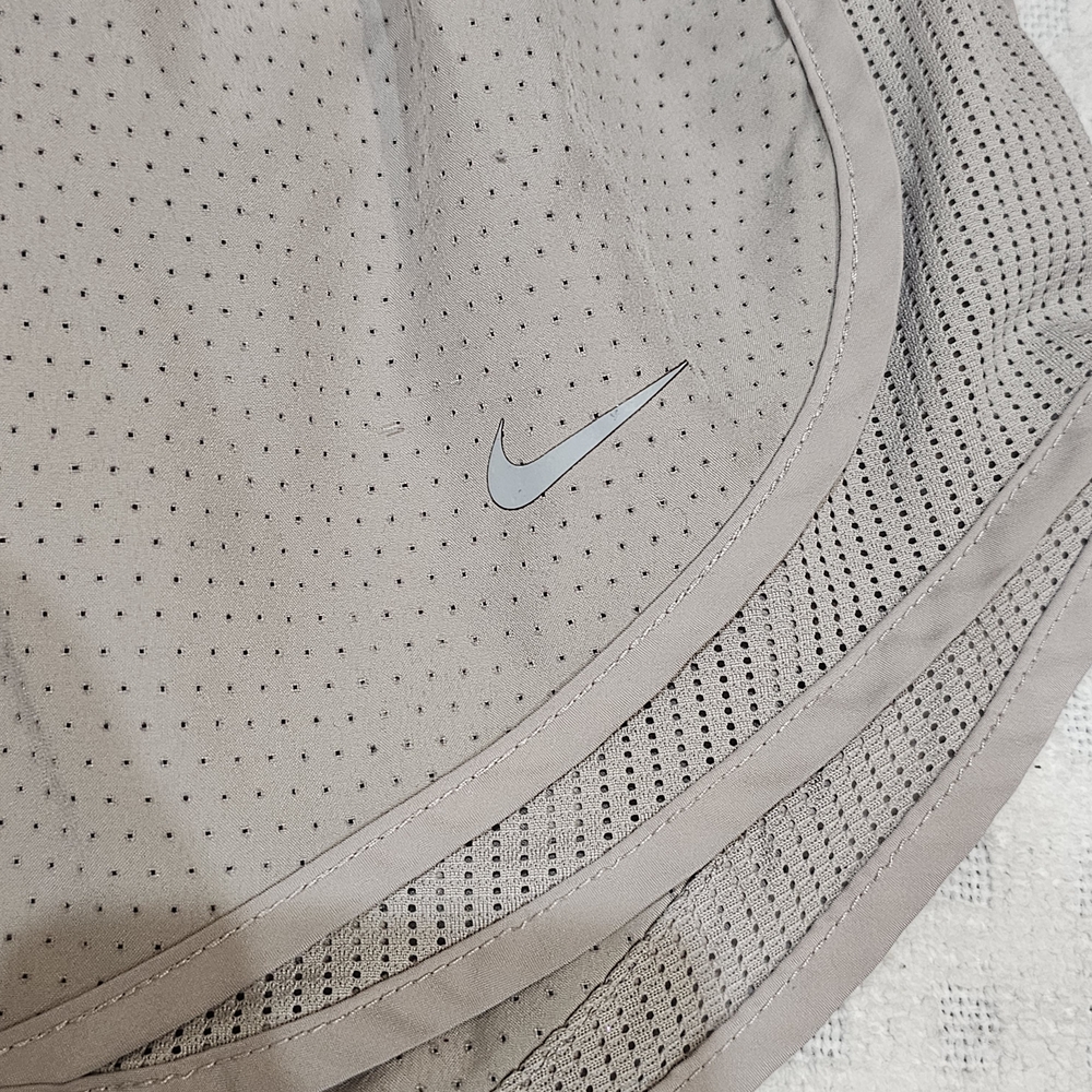 Nike Women's Tan Athletic Shorts - Picture 4 of 7